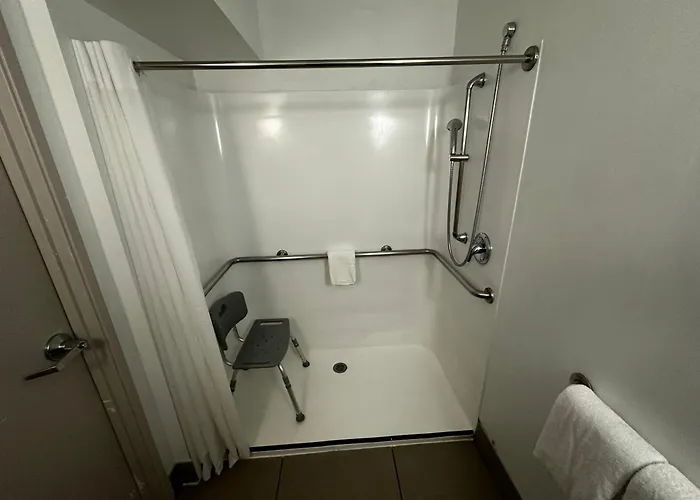 Hotel Country & By Radisson, Chicago O'hare South, Il Bensenville